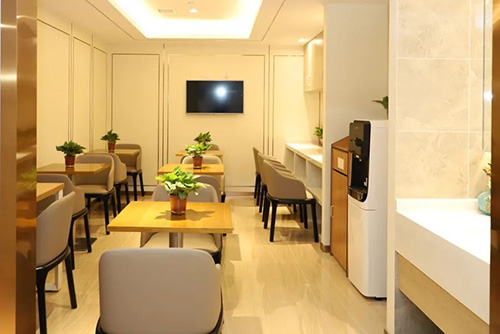 10慈銘體檢西單分院餐廳2.jpg 10慈銘體檢西單分院餐廳2.jpg